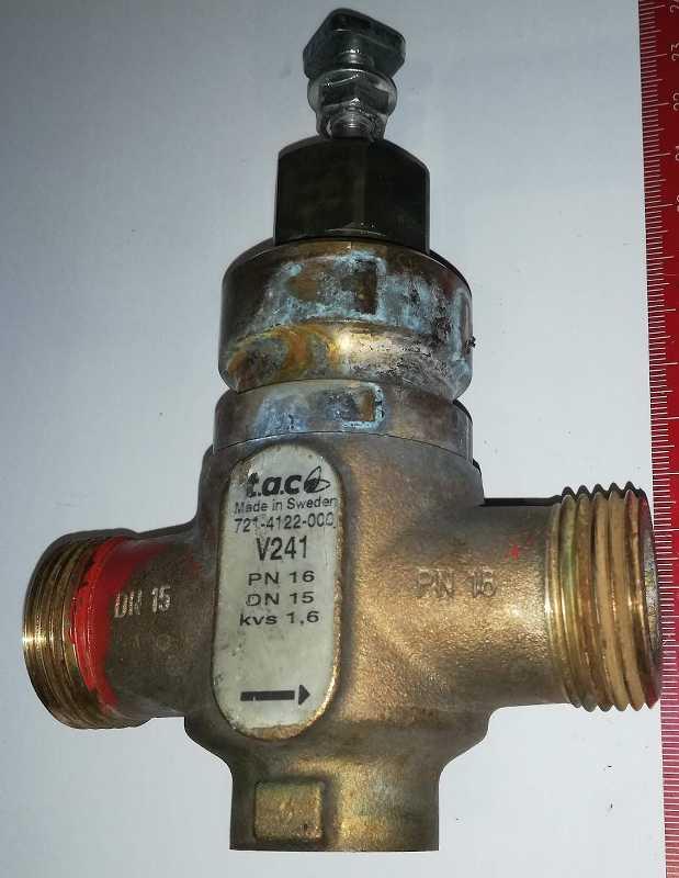 7214122000 -  Venta V241 Globe Valve, 2-Way, PN16, G 1 External Thread, DN15, Kvs 1.6, Bronze Body, Stainless Trim, Stem Up Closed. .. použitý / used