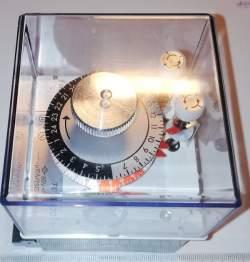 časové relé SIEMENS 7LR8 220  .. cena na dotaz / price on request