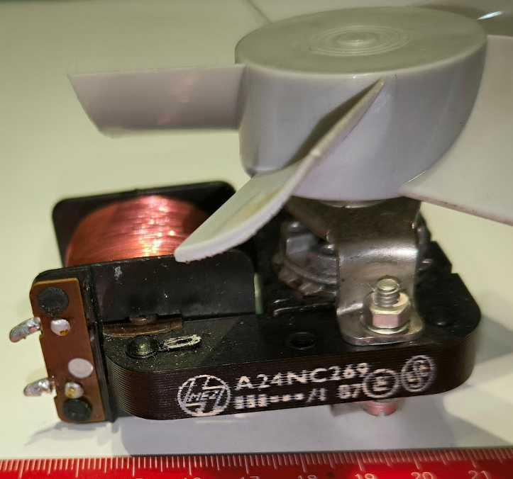 motorek A24NC249, MEZ, použitý, s vrtulkou  .. cena na dotaz / price on request