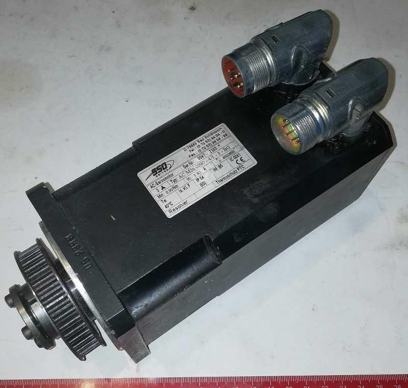 ACM2n0090-4/1-3-BG s řemenicí .. použitý / used    .. cena na dotaz / price on request