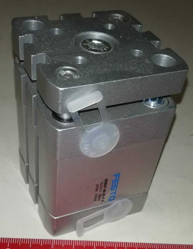 FESTO ADNGF-40-20-P-A (554251) -  nový