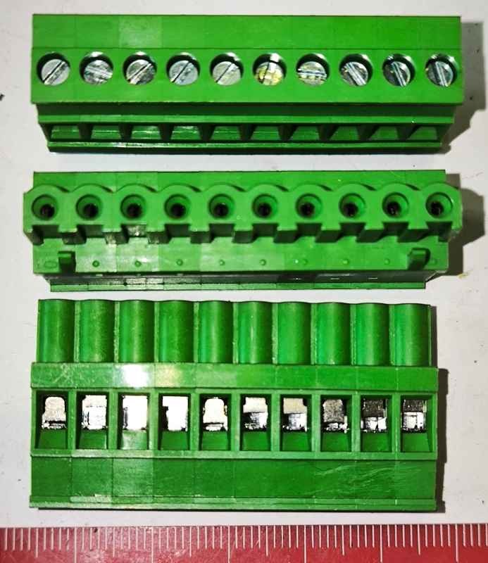 PTR AKZ1110/10-5.08-GREEN svorkovnice zásuvka 10pól, rozteč 5,08mm, 12A/250V, vstup 90°, šroub   .. cena na dotaz / price on request