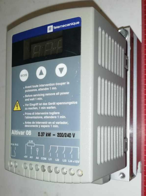Frekvenční měnič Telemecanique Altivar 08, 0.37kW, Single Phase .. použitý/used  .. cena na dotaz / price on request