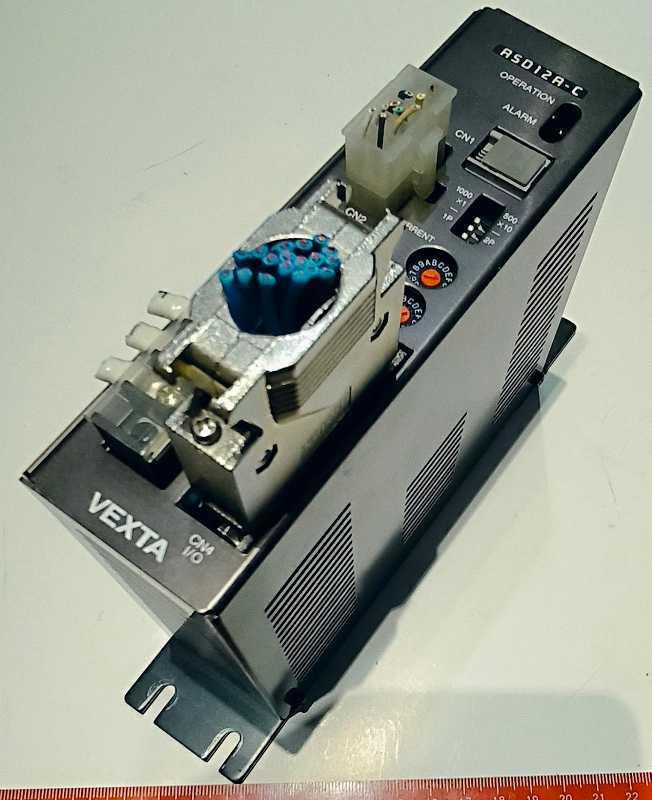 Vexta Oriental Motor ASD12A-C Servo Driver 200-230 V   .. použitý / used