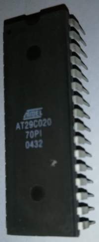 AT29C020-70PI - 2-Megabit 256K x 8 5-volt Only CMOS Flash Memory ..  cena na dotaz / price on request