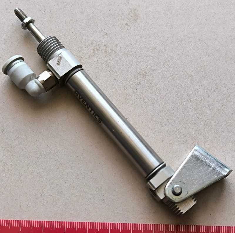 AVENTICS - 0822330202 - Mini cylinder, Series MNI (MNI-DA-10-0025-U-31-01-1-00-000-00)  .. použitý / used