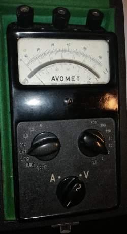 AVOMET METRA, starší  .. cena na dotaz / price on request