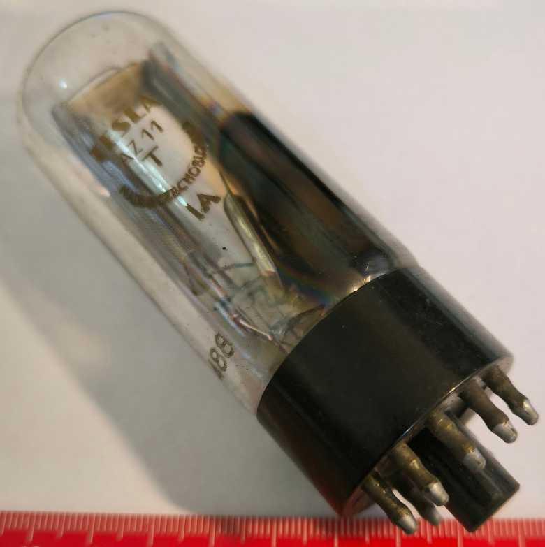 elektronka AZ11T   TESLA  .. použitý / used  .. cena na dotaz / price on request