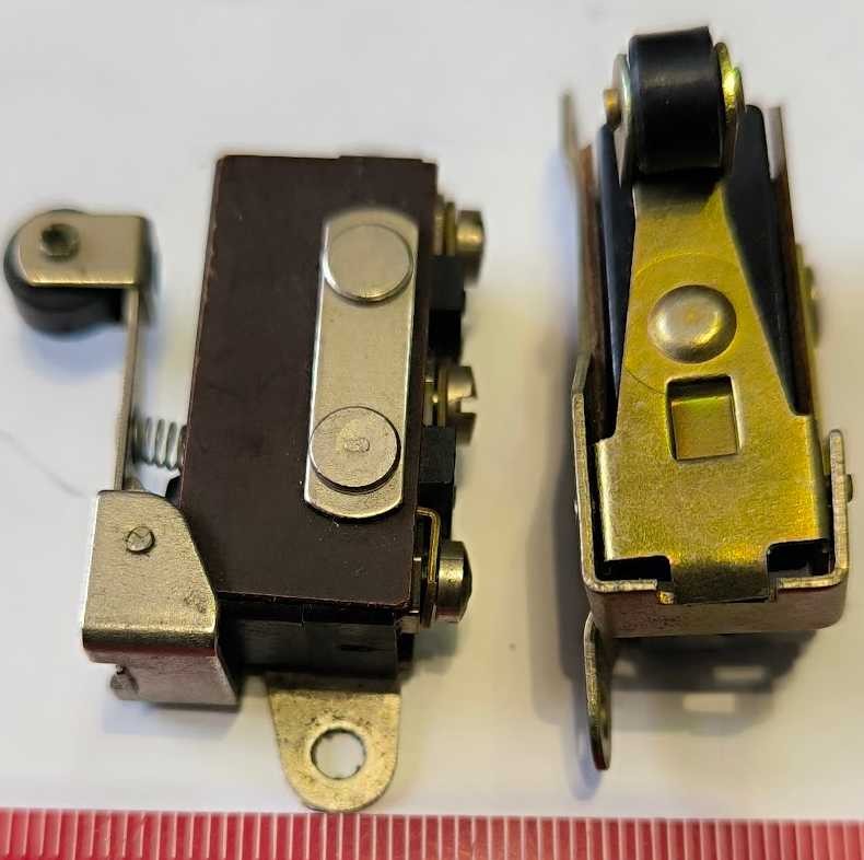 mikrospínač B611-3B TH33, 2A 250V