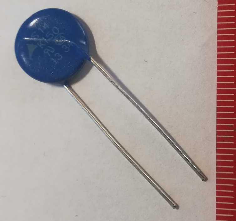 B72214S151K101V87 - metaloxidevaristor SIOV S14K150  .. balení 500 ks za 1450 Kč