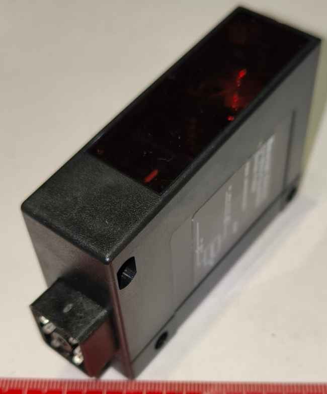 FSDK 26A9003/S27 - Baumer electric 232751 -  Photoelectric sensors .. cena na dotaz / price on request