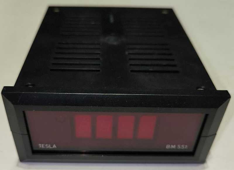 není skladem - Digitální panelové měřidlo TESLA BM551 TESLA, starší