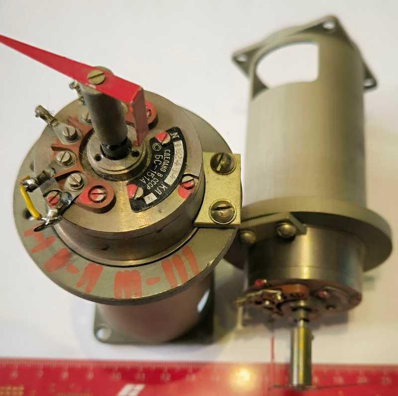 selsyn BS-151A - БС-151А , starší, nutno otestovat  .. cena na dotaz / price on request