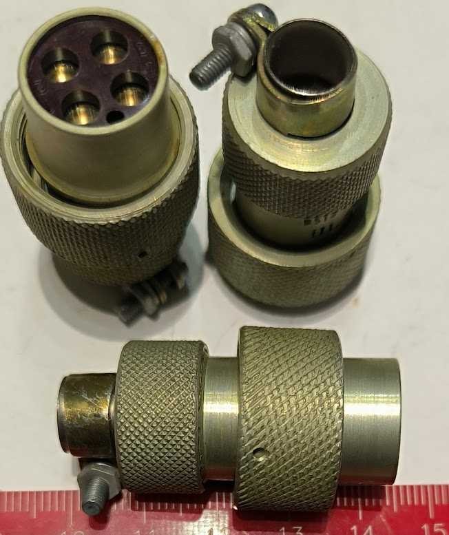 BS18KPN4G7 ( BŠ18KPN4G7) - 4pin samice kabel , pájený.. cena na dotaz / price on request