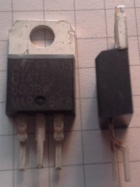 BTA16-600BW - triac TO220, tvarované vývody  .. balení 10ks