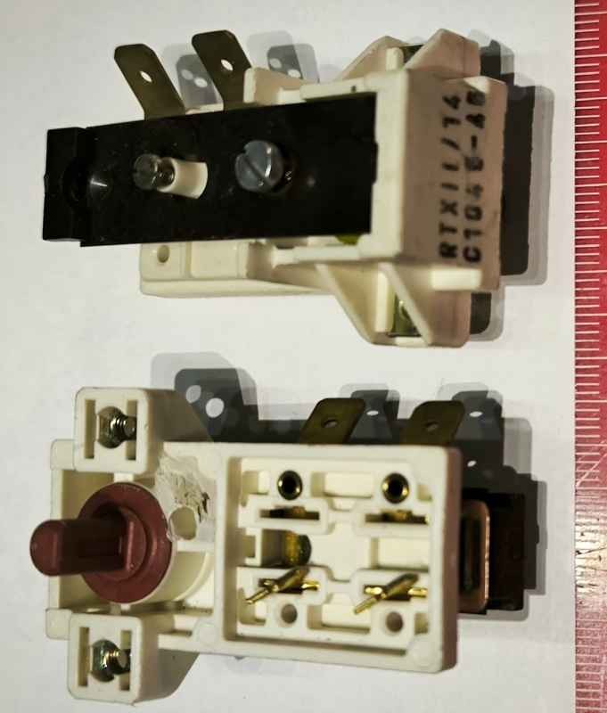 C1045-45 .. RTXII/14 - bimetalový termostat