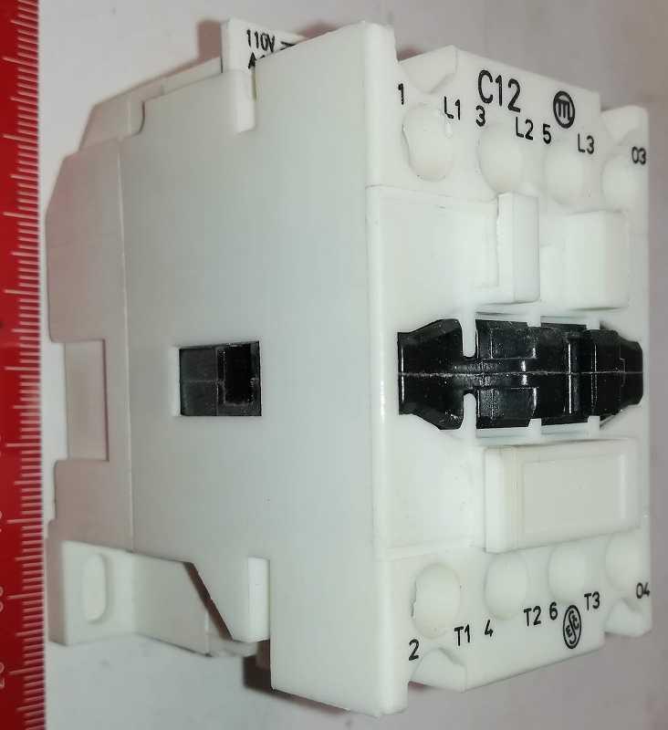 stykač C12 110Vdc  .. cena na dotaz / price on request