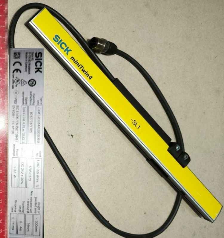 C4MT-03014ABB03DE0 - SICK miniTwin4 - Bezpečnostní světelné závěsy  .. použitý / used   .. cena na dotaz / price on request