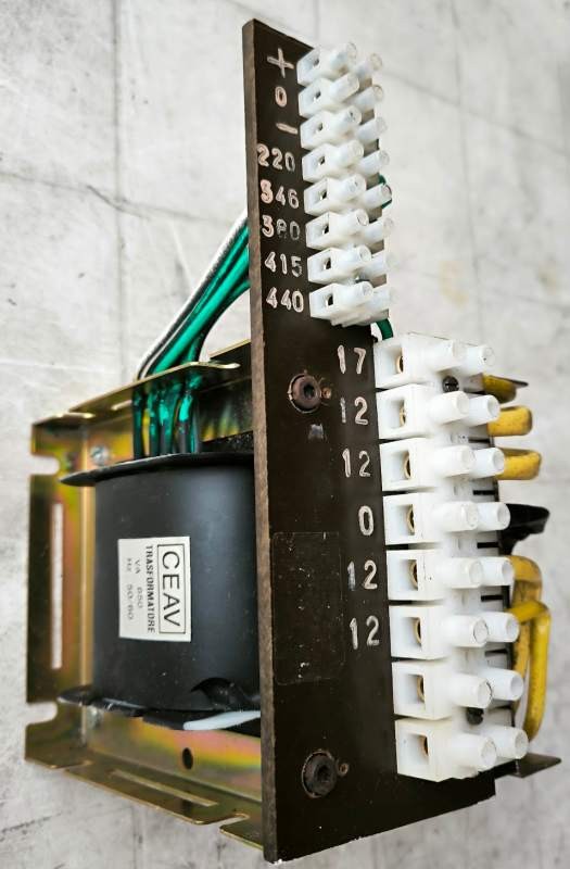 transformátor CEAV 650VA 50/60Hz 220-346-380-415-440V / 17-12-12-0-12-12 .. použitý / used .. na ND