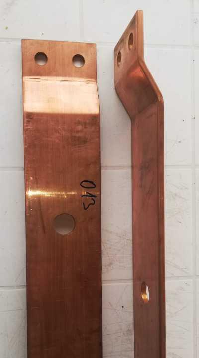 Cu lišta cca 1140x80x6mm s 6 otvory,  cca 4,8 kg Cu