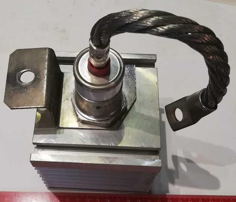 D845-200-12, na chladiči  .. cena na dotaz / price on request