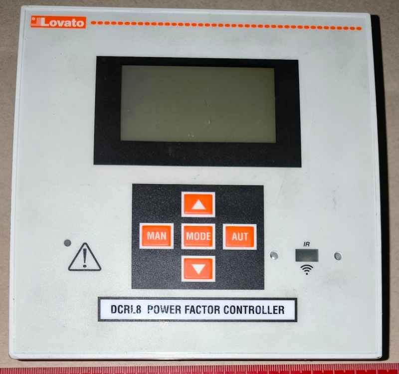 DCRL8 - Automatický regulátor účiníku, řada DCRL, 8 stupňů -  LOVATO  .. použitý / used