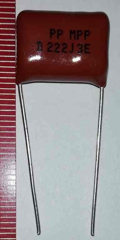 C 2n2/2500V PP/MPP 5% svítkový DEKI D222J3E, RM15 .. balení 20ks za 80Kč