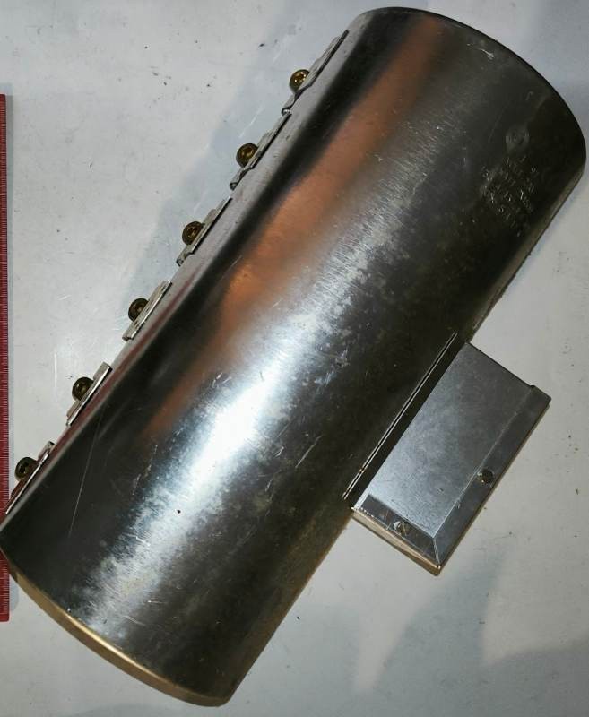 topné těleso DESMA 2056.571.17 - 220V, 2x1500W, r.v. 1/95, výška 325mm, průměr 133.4/137.4mm