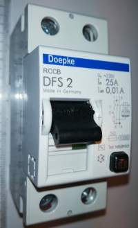 DFS2 - 25-2/0,01 - Zbytkový proudový vypínač 2 póly 25 / 0,03A DFS2 025-2/0,03-A