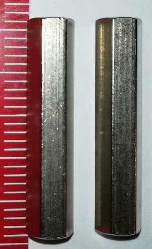 není skladem - DI5 M3x30 - Distanční sloupek F/F M3 L30mm SW5 mosaz/Ni ..  balení 50ks za 90Kč