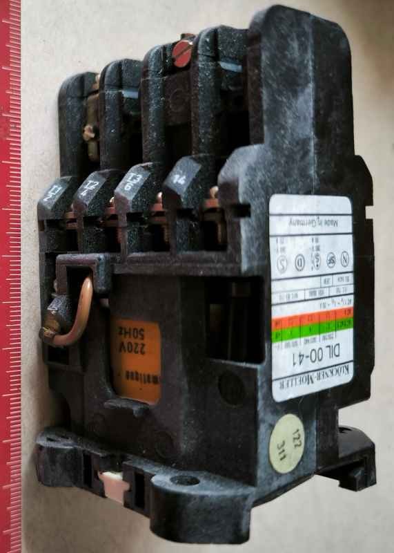 DIL00-41 - 220V 50Hz,  Klockner-Moller Contactor .. cena na dotaz / price on request