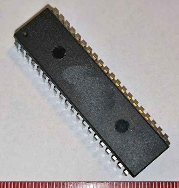 HD68A09P  DIL40 .. cena na dotaz / price on request