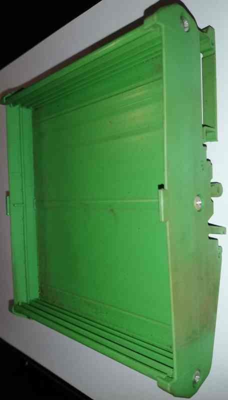 plastová krabička na DIN lištu - DM100 - šíře 100mm .. použitá