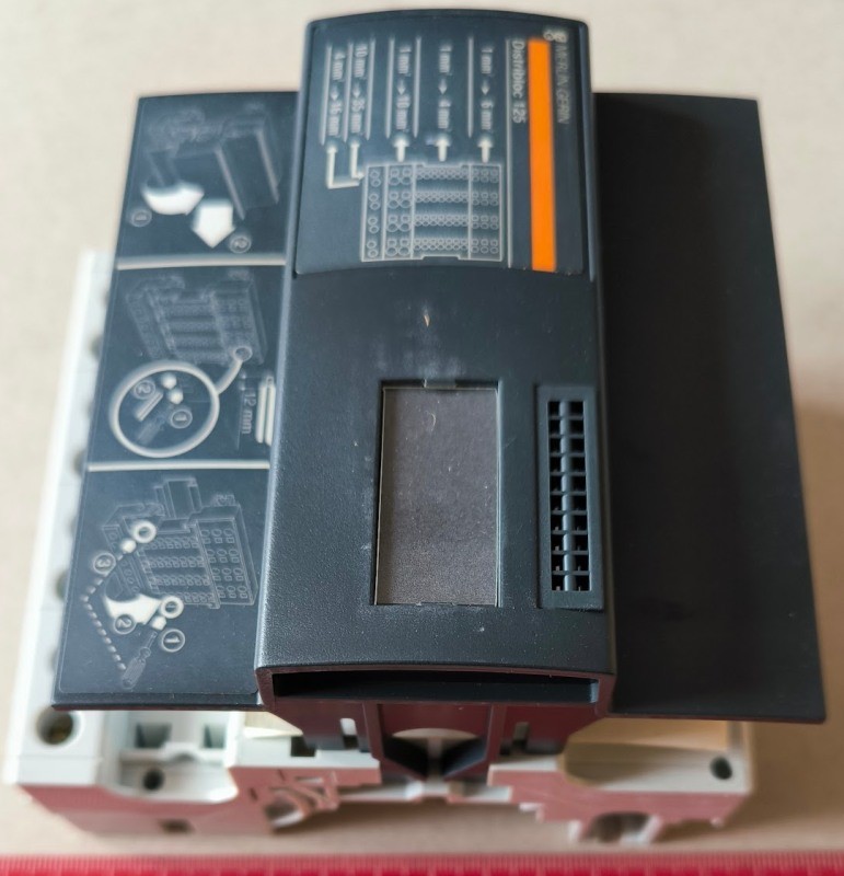 MERLIN GERIN DISTRIBLOC 125 - 07105