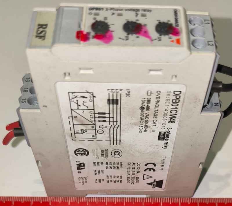 DPB01CM48CARLO GAVAZZI-Napěťové hlídací relé  .. použitý / used