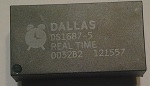 DALLAS DS1687-5 - 3V/5V Real-Time Clocks    .. cena na dotaz / price on request