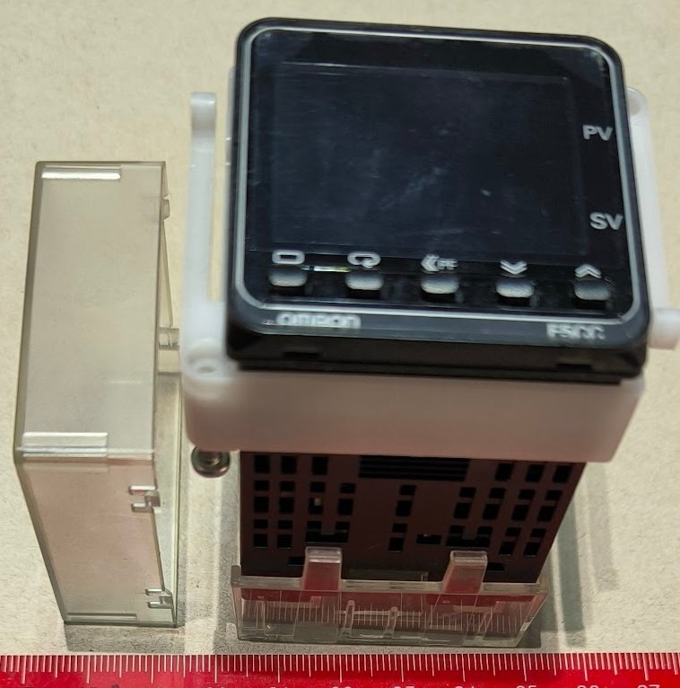 E5CC-RX3D5M-000  OMRON - digital controller  .. cena na dotaz / price on request