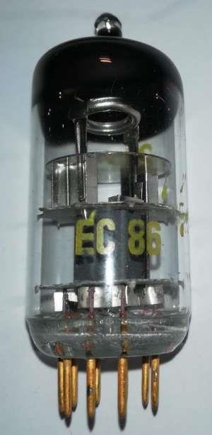 EC86 - elektronka TESLA