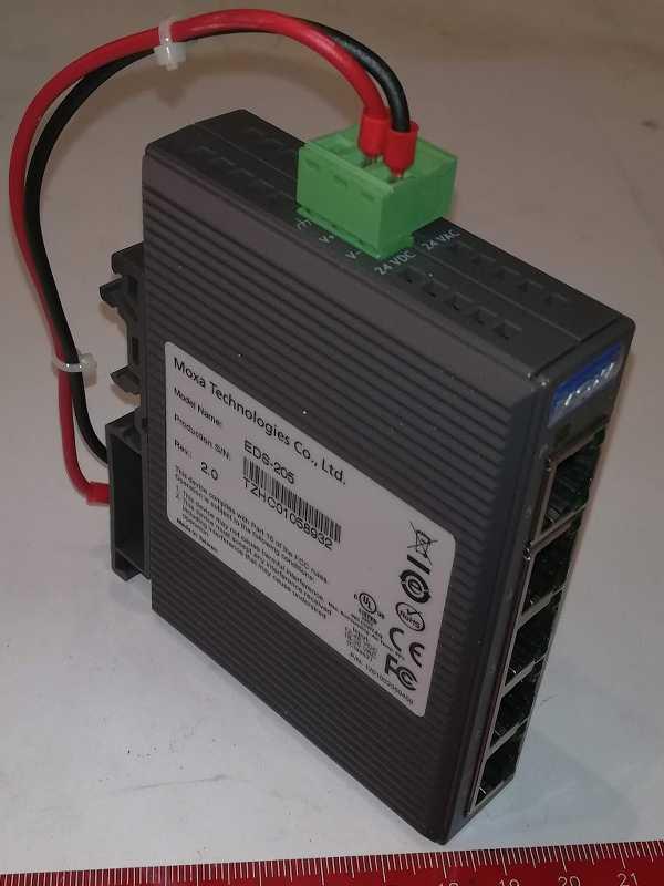 není skladem - MOXA EDS-205 - Entry-level Unmanaged Ethernet Switch with 5 10/100BaseT(X) ports, -10 to 60°C   .. použitý / used
