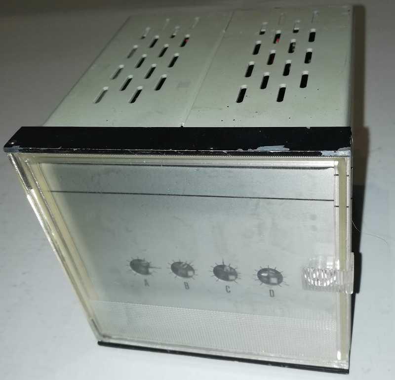 ESK-DK .. spínací modul220V 0,2A   .. cena na dotaz / price on request