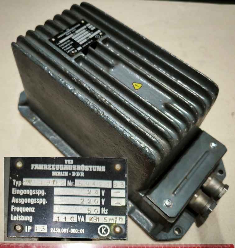 EW119/02 - DDR - měnič 24V/220V, 110VA, starý typ, na náhradní díly .. cena na dotaz / price on request