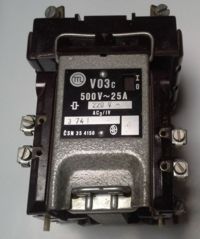 stykač V03c 220Vst - 500V/25A použitý