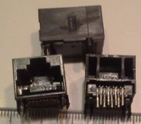 LAN konektor .. balení 100ks za 100Kč