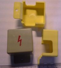 plastová krytka s bleskem - šedá  .. balení 10ks