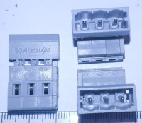 spojka 4pin ... balení 12ks za 100Kč