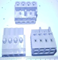 spojka 3pin ... balení 17ks za 100Kč