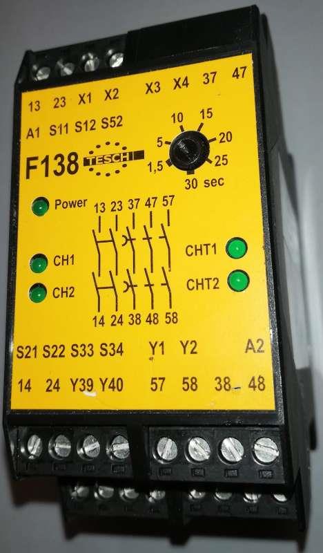 Tesch F138Ax233 Emergency Stop Relay   .. z demontáže / used .. cena na dotaz / price on request