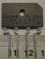 FBI4J5M1 - 4 Amp. Glass Pass. Bridge Rect. - balení 10ks za 100Kč