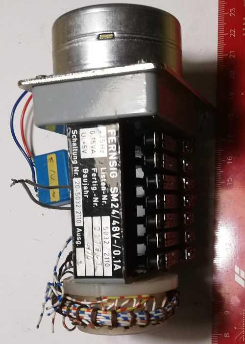 programátor FERNSIG-SM24/48V-/0,1A, 7 kontakttů , s motorkem,  starší, z demontáže   .. cena na dotaz / price on request