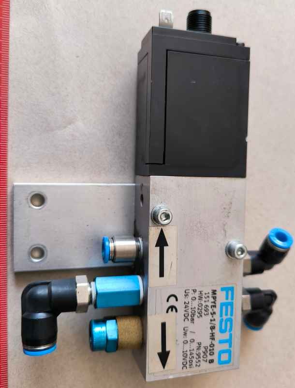 FESTO-151693 - Proporcionální průtokový ventil MPYE-5-1/8-HF-010-B .. použitý / used, dle foto